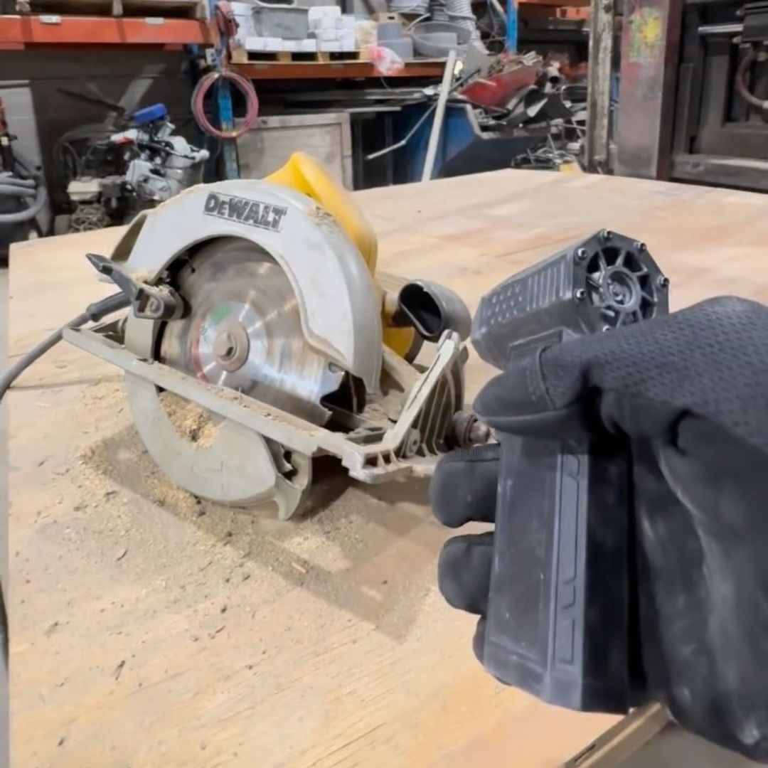 مروحة نفاثة صغيرة